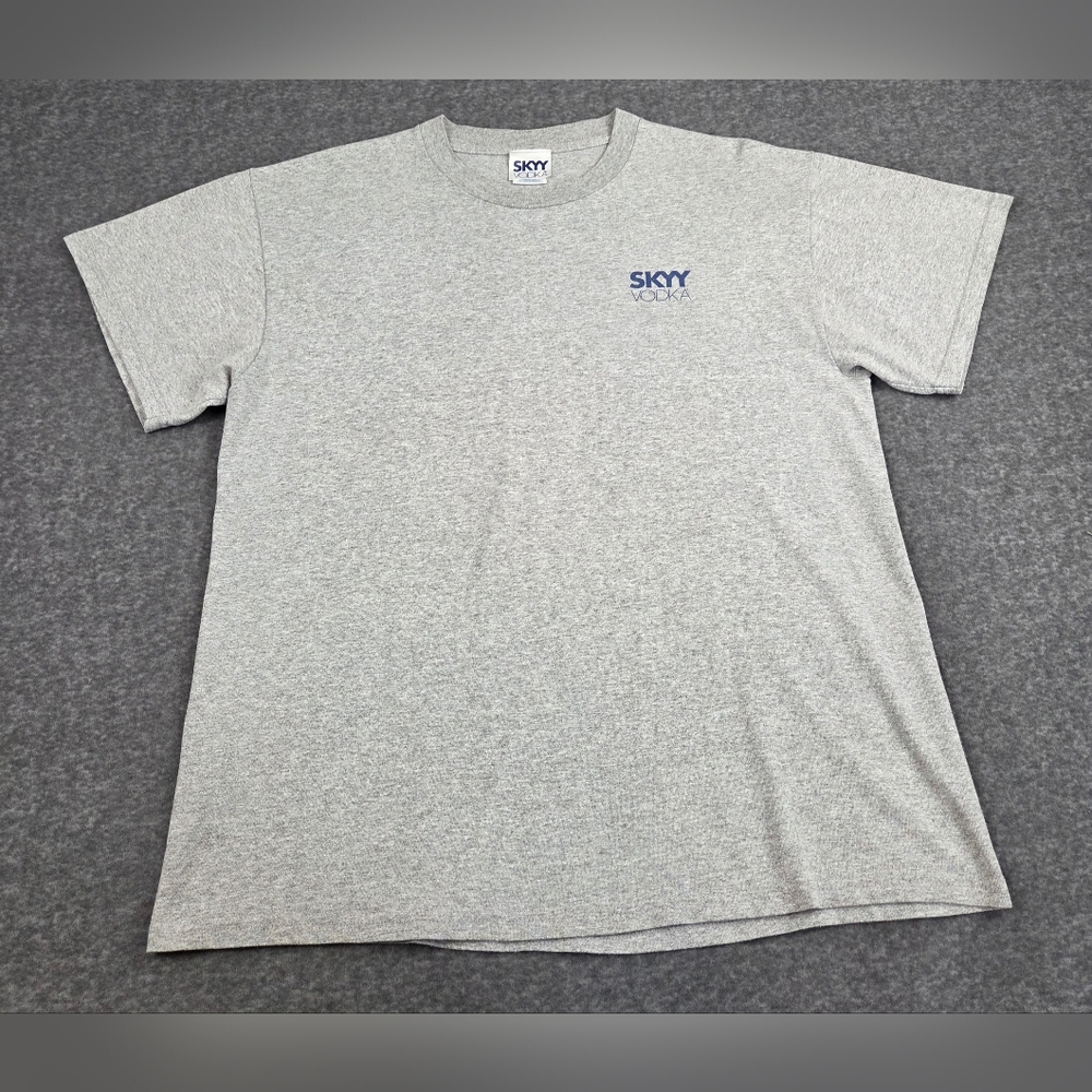 Skyy Vodka T Shirt Mens Large Gray Short Sleeve Crew Neck 100% Cotton